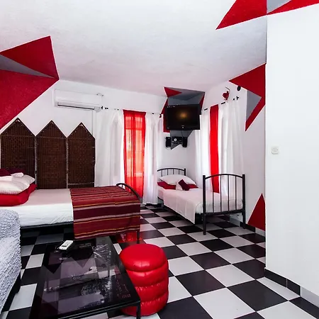 Penzion Guest House Meri 3*