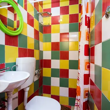 Guest House Meri بيت ضيافة 3*